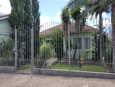 Casa para Venda, em Santana do Livramento, bairro Centro, 3 dormit�rios, 3 banheiros, 1 su�te, 2 vagas
