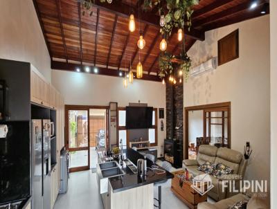 Casa para Venda, em Santana do Livramento, bairro Centro, 3 dormit�rios, 4 banheiros, 2 su�tes, 2 vagas